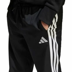 adidas · 3 STRIPES