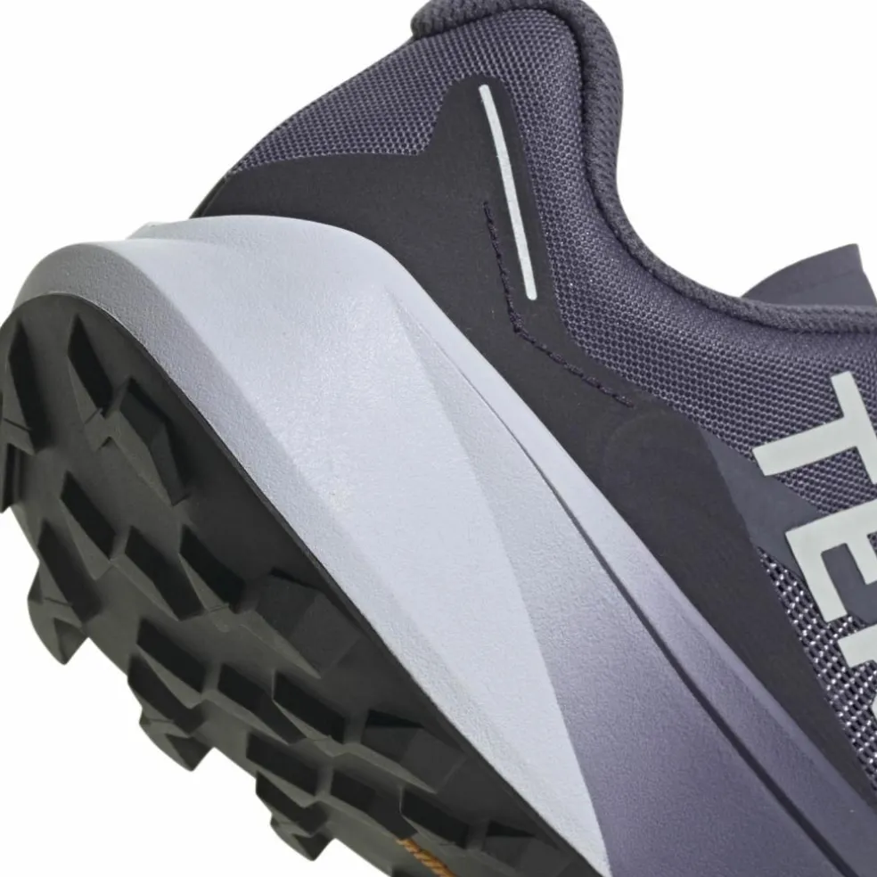 adidas · AGRAVIC 3