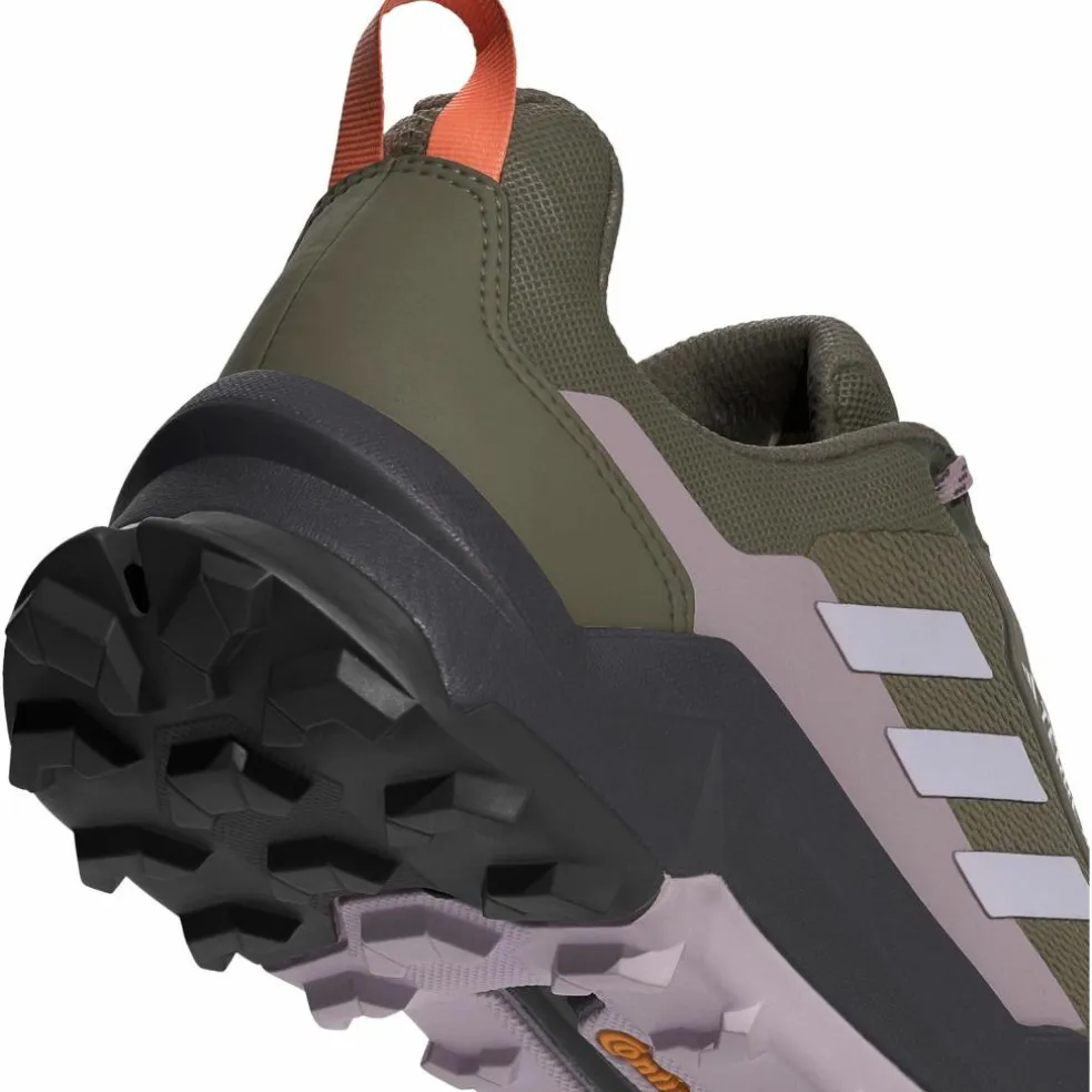 adidas · AX 4