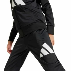 adidas · BIG LOGO