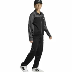 adidas · CP TR