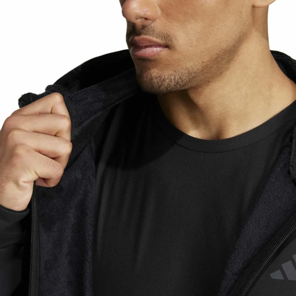 adidas · D4T