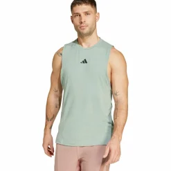 adidas · D4T