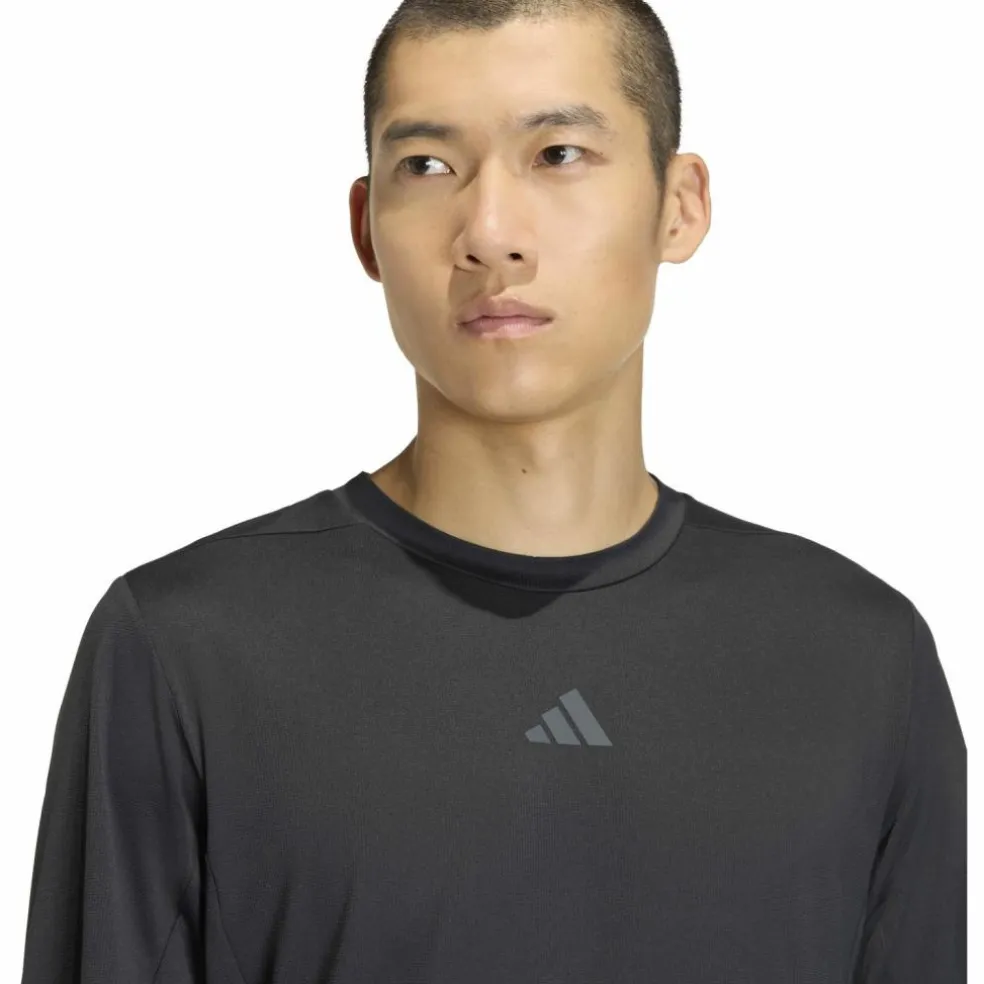 adidas · D4T