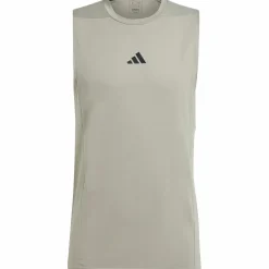 adidas · D4T