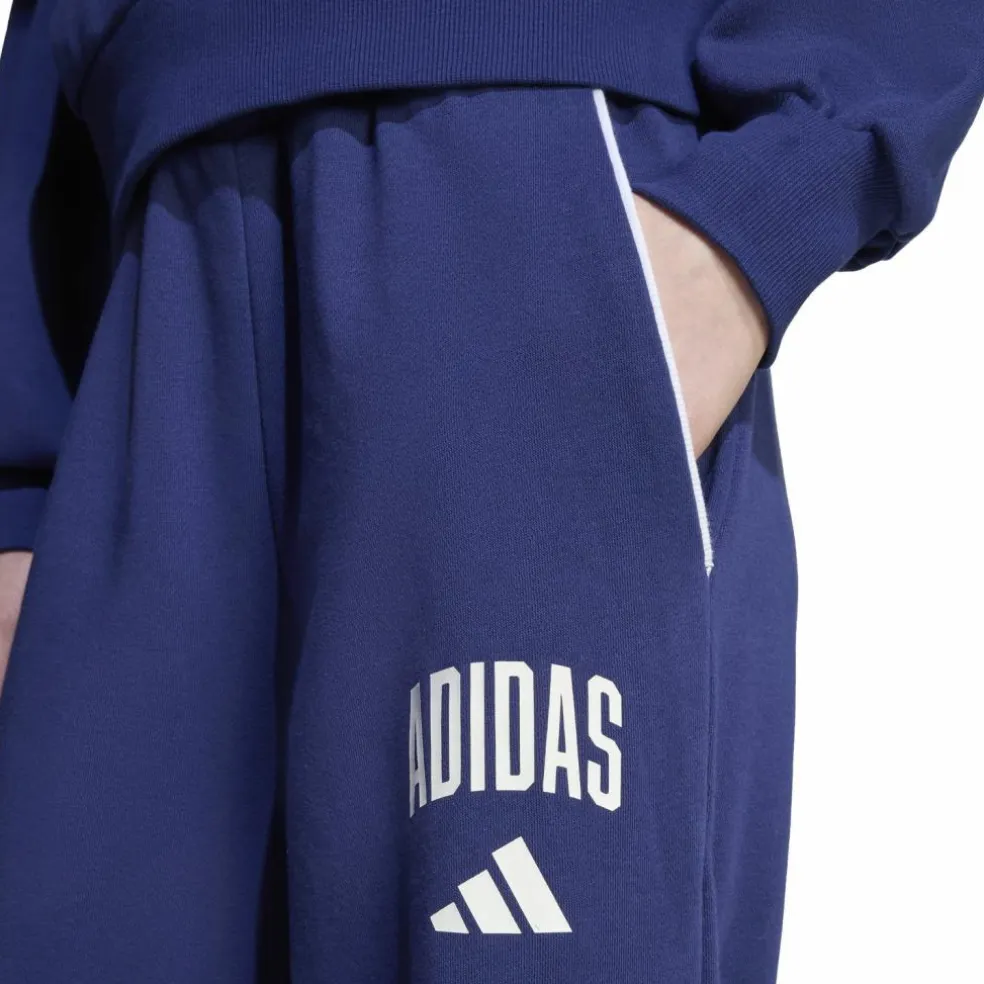 adidas · Essentials Collegiate