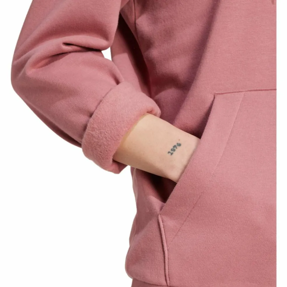adidas · Essentials Feelcozy