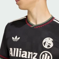 adidas · FC Bayern München 2025/2026