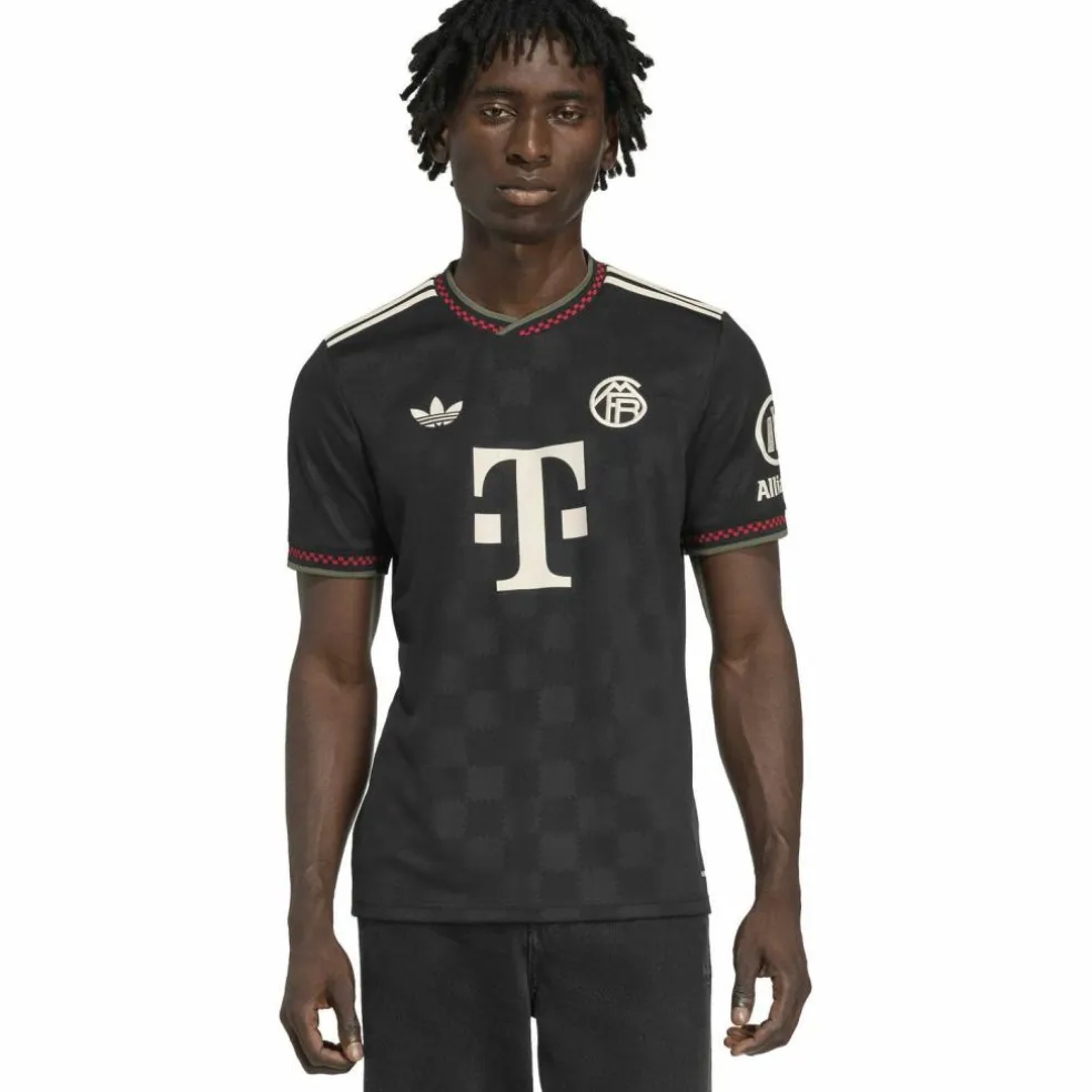 adidas · FC Bayern München 25/26 Ausweich