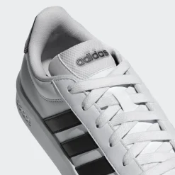 adidas · GRAND COURT 3.0 KINDER UND TEENS SCHUH