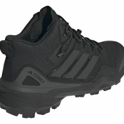 adidas · GTX Skychaser Mid
