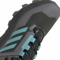 adidas · GTX SWIFT R3