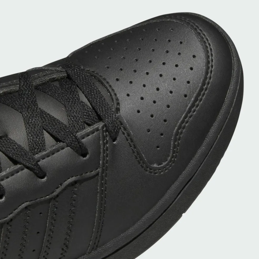 adidas · HOOPS CLASSIC SCHUH