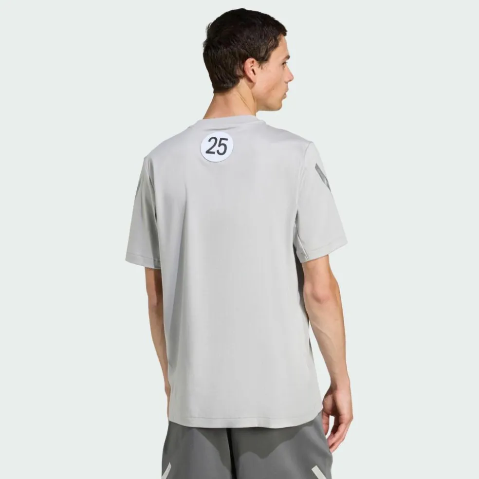 adidas · Mercedes - AMG Petronas F1 Team Silver