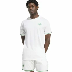 adidas · Pro