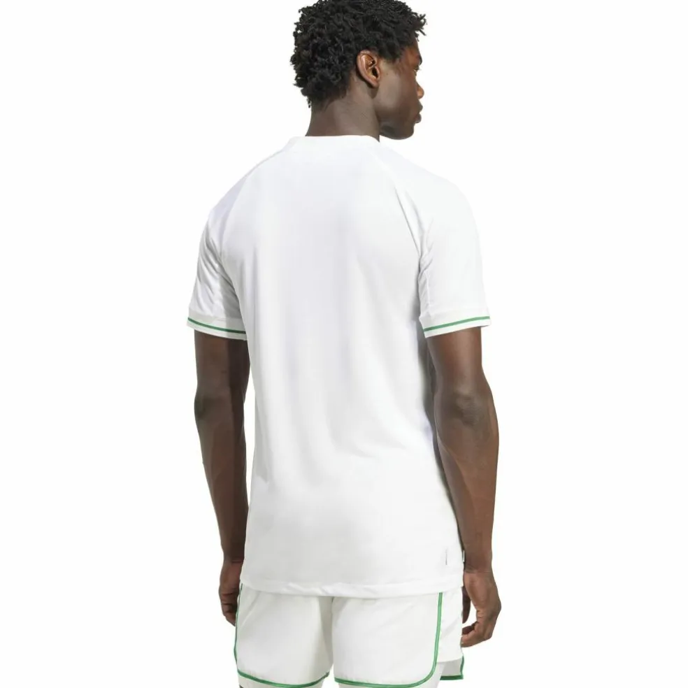 adidas · Pro