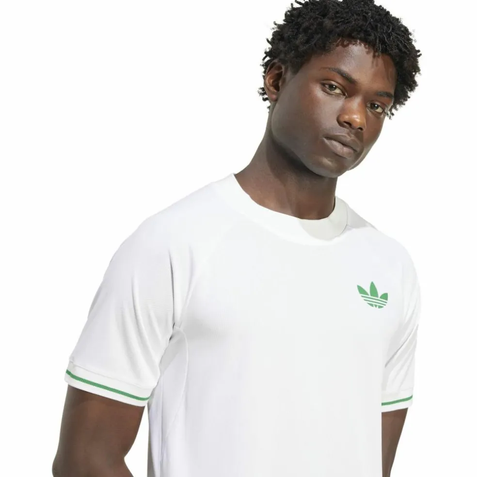 adidas · Pro