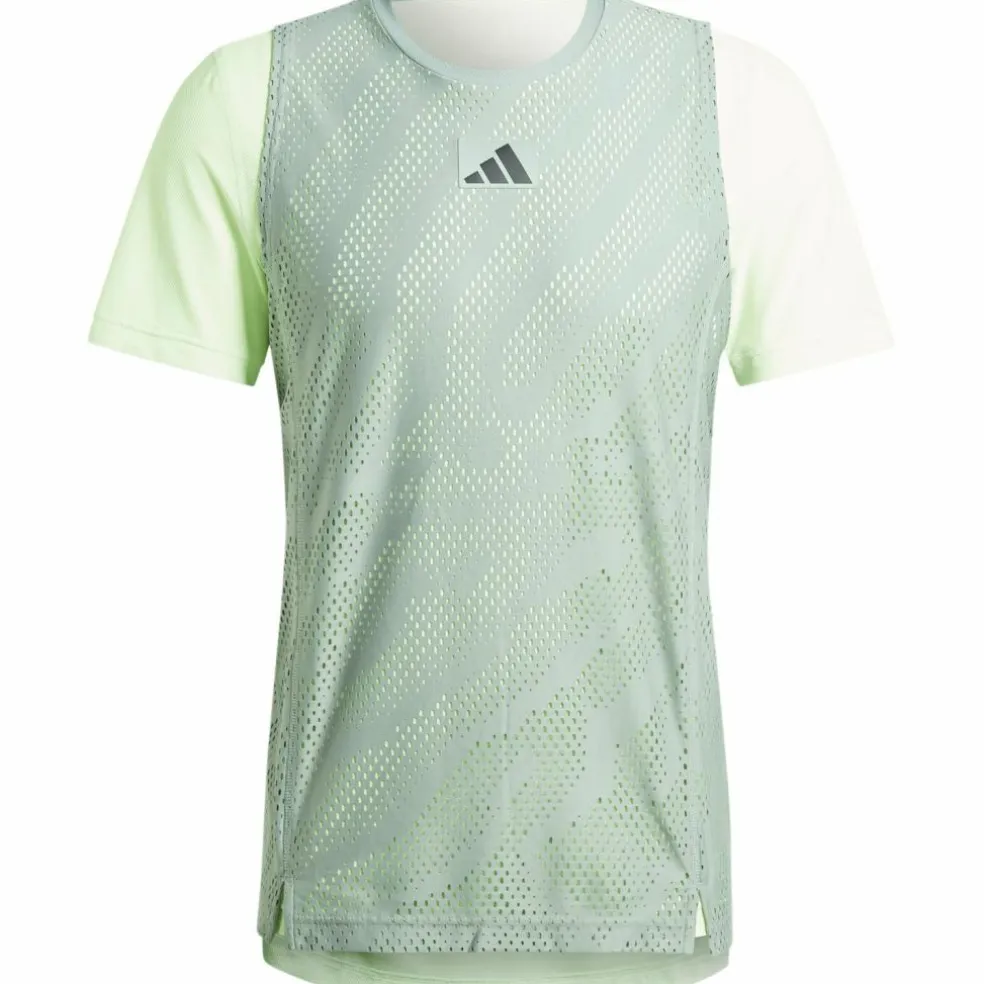 adidas · Pro
