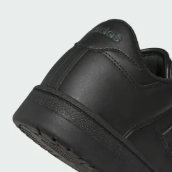 adidas · RAPID COURT LOW Schuh