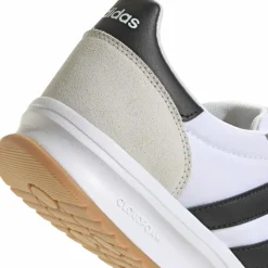 adidas · Run 70s 2.0