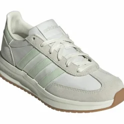 adidas · RUN 70s 2.0