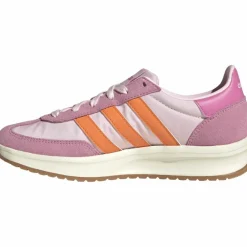 adidas · RUN 70s 2.0
