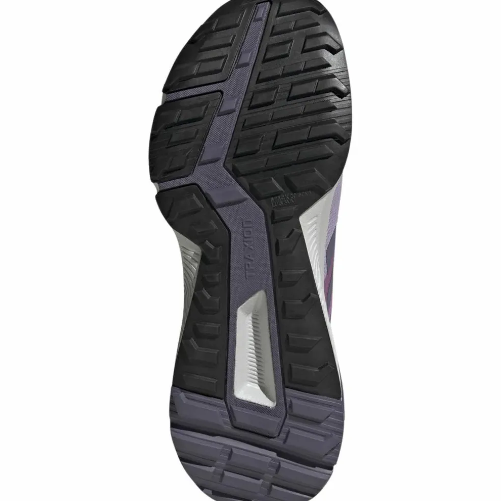 adidas · SOULSTRIDE