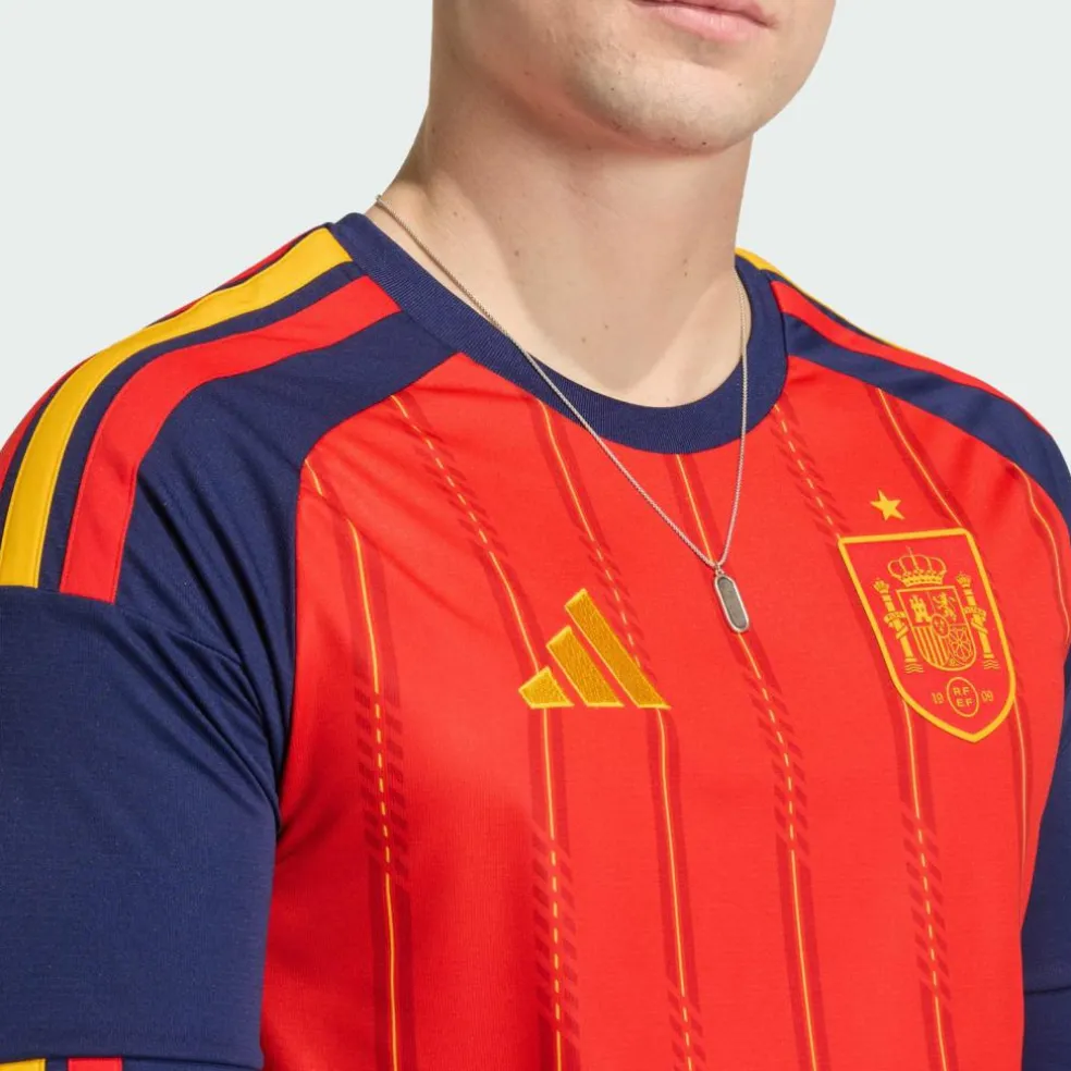 adidas · Spanien 26 langärmliges Heimtrikot