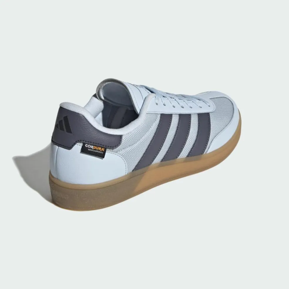 adidas · Spezial-Trainingsschuhe