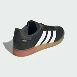 adidas · Spezial-Trainingsschuhe