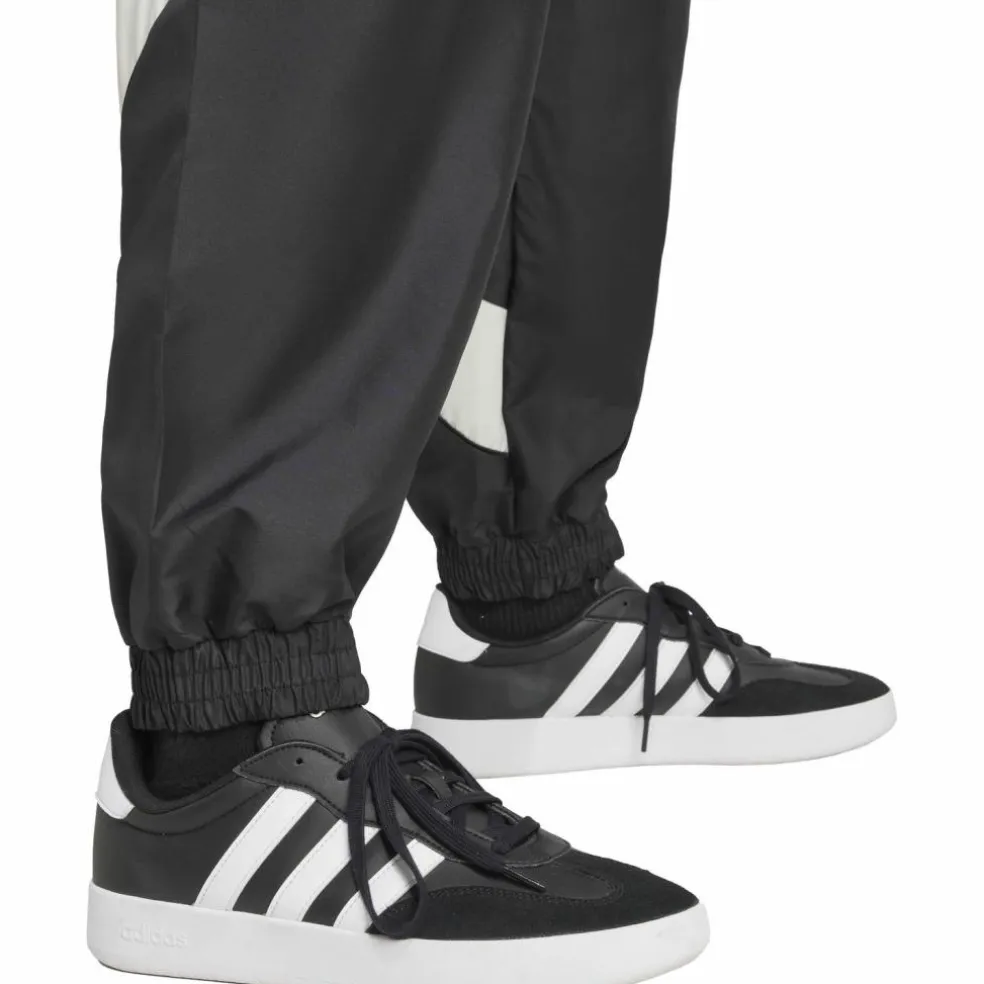 adidas · Stadium