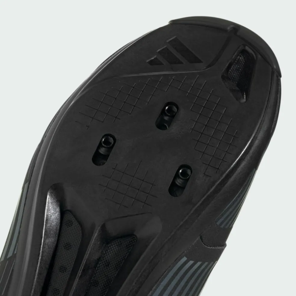 adidas · VUELTANO CARBON Schuh