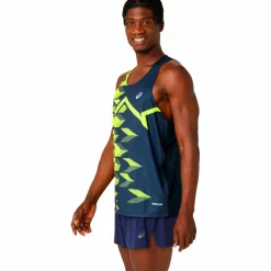 ASICS · LIGHT