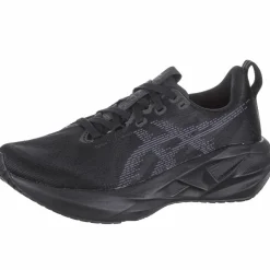 ASICS · NOVABLAST 5