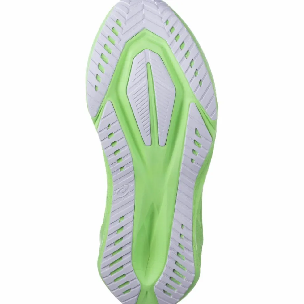 ASICS · NOVABLAST 5