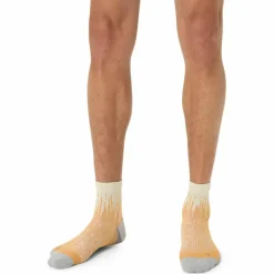 ASICS · PERFORMANCE RUN