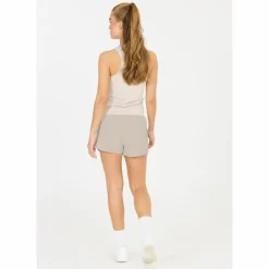 Athlecia · Arilay