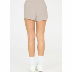 Athlecia · Arilay