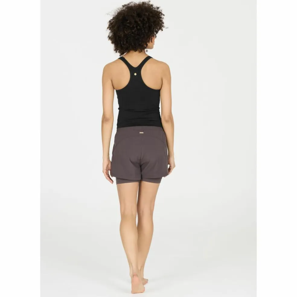Athlecia · Connie