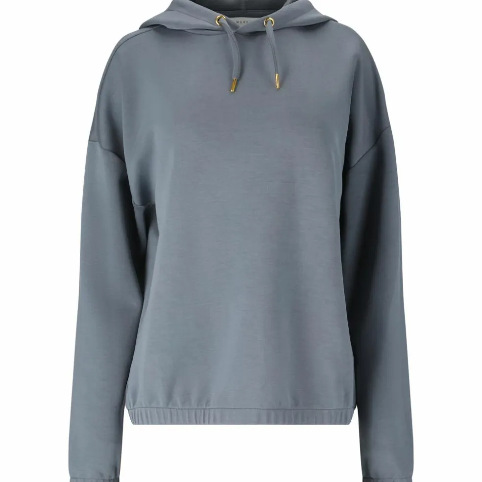 Athlecia · NAMIER W