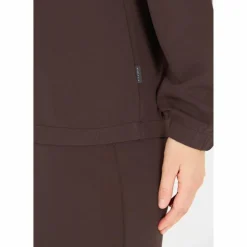 Athlecia · NAMIER W
