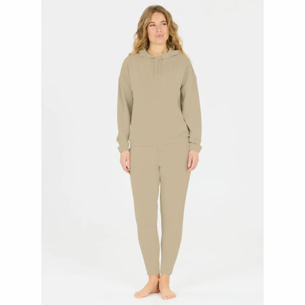 Athlecia · NAMIER W