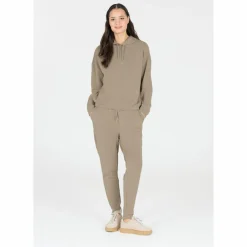 Athlecia · NAMIER W