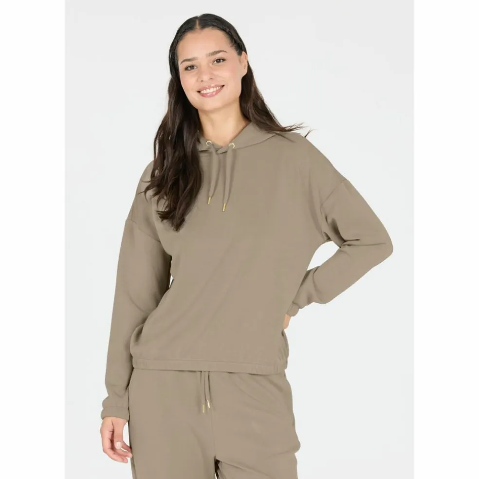 Athlecia · NAMIER W
