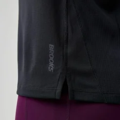 Brooks · Dash