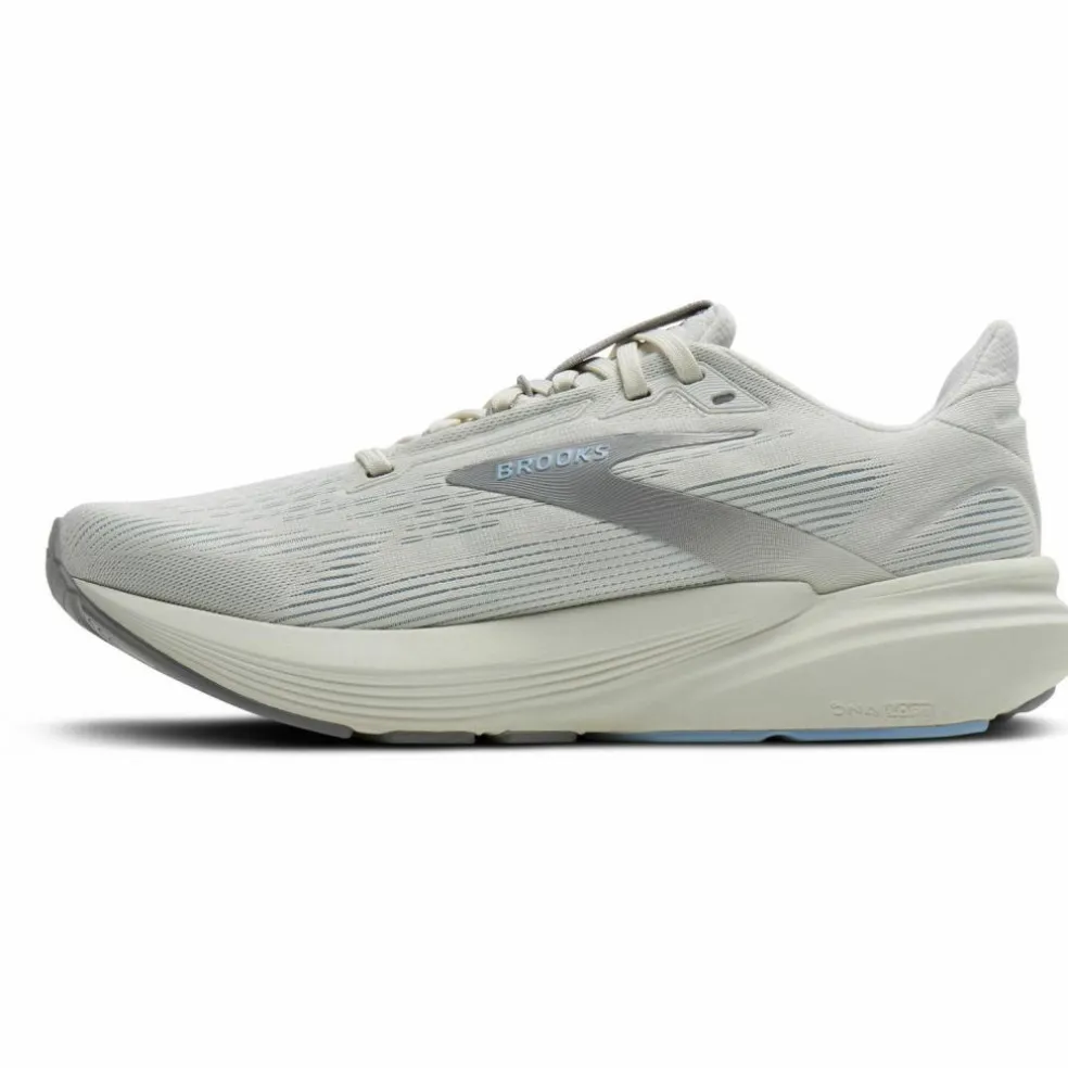 Brooks · Revel 8