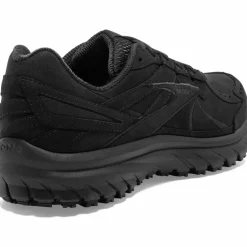 Brooks · Zeal Walker