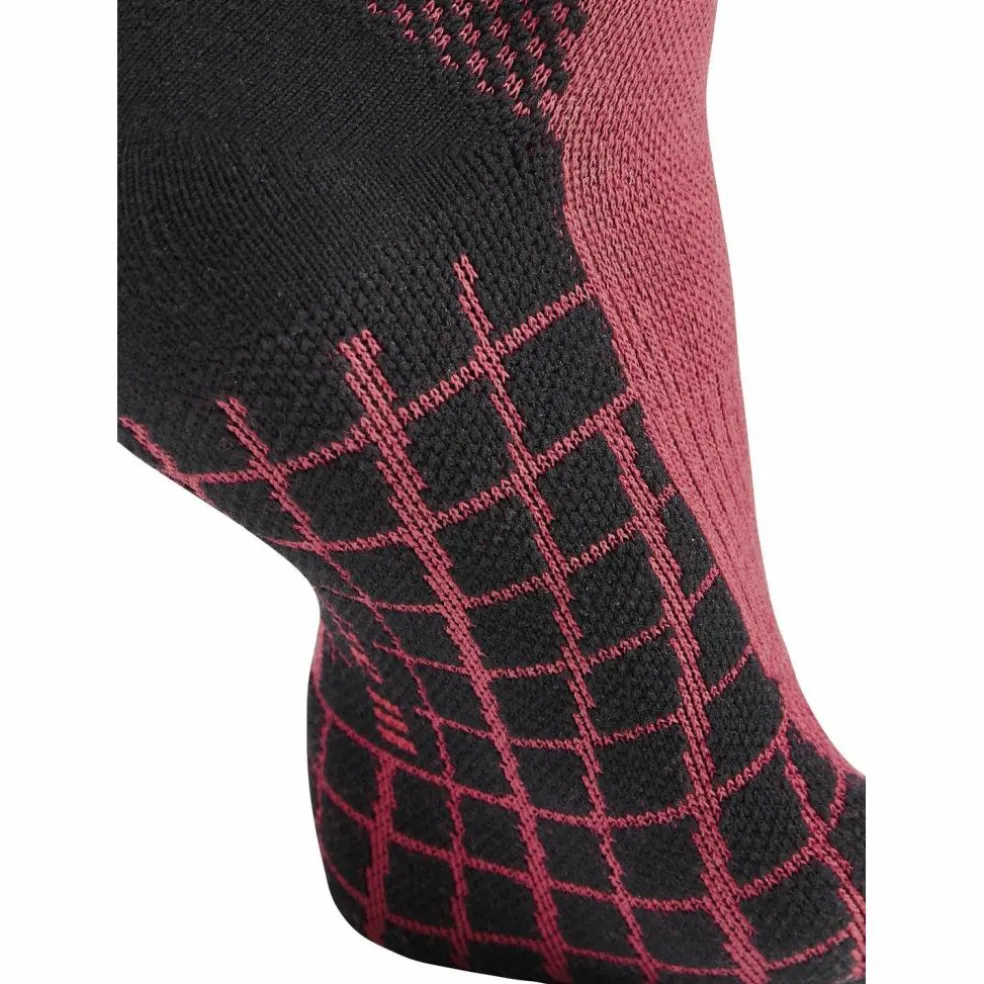 CEP · LIGHT MERINO HIKING COMPRESSION SOCKS