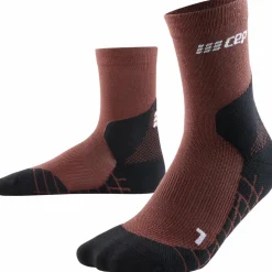 CEP · LIGHT MERINO HIKING COMPRESSION SOCKS