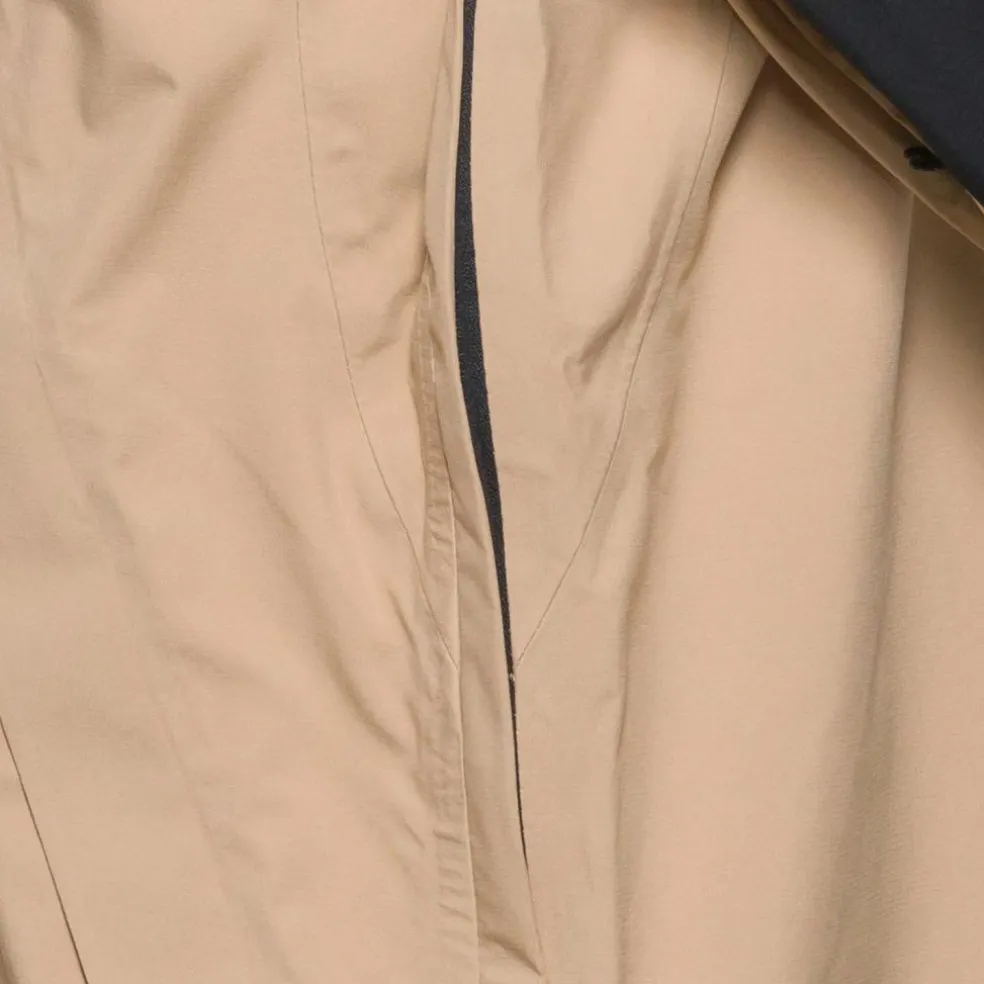 Columbia · Northwest Explorer 3L